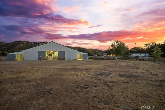 5625 Linne Road, Paso Robles, CA 93446