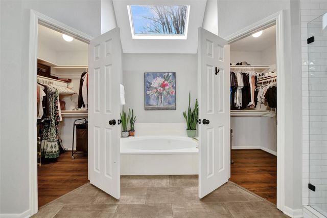 2211 Summer Reef Drive, League City, TX 77573