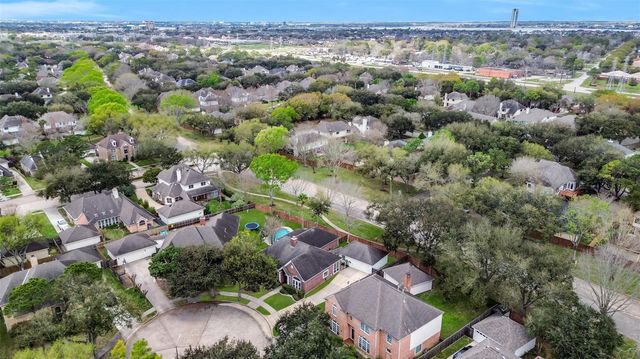 2211 Summer Reef Drive, League City, TX 77573