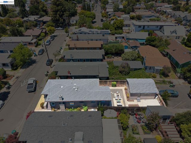 4220 Suter St, Oakland, CA 94619
