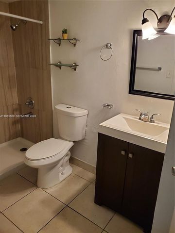 7423 SW 152nd Ave 10-106, Miami, FL 33193