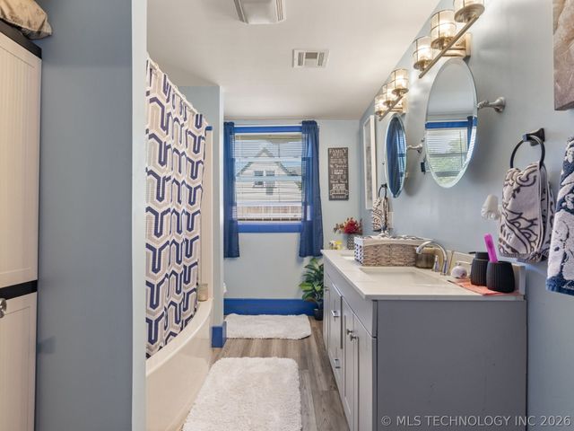514 S Seneca Avenue, Bartlesville, OK 74003