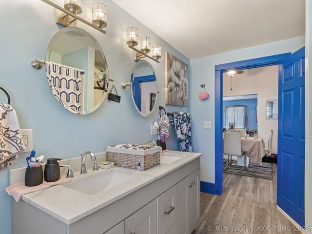 514 S Seneca Avenue, Bartlesville, OK 74003