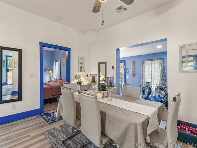 514 S Seneca Avenue, Bartlesville, OK 74003