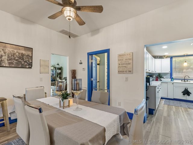 514 S Seneca Avenue, Bartlesville, OK 74003