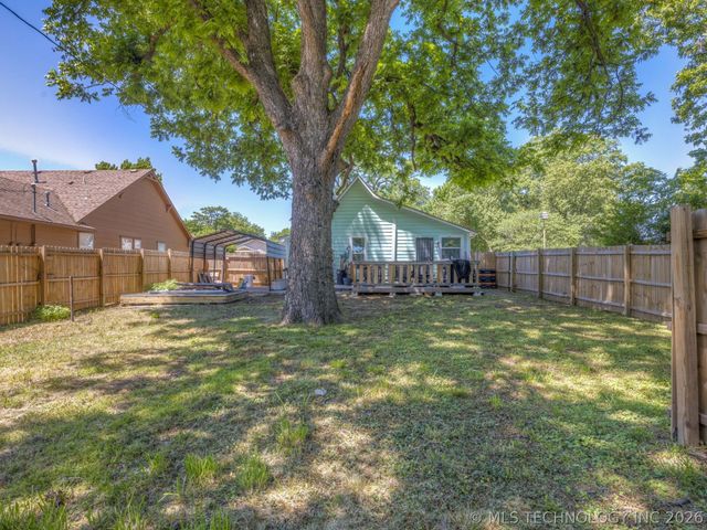 514 S Seneca Avenue, Bartlesville, OK 74003
