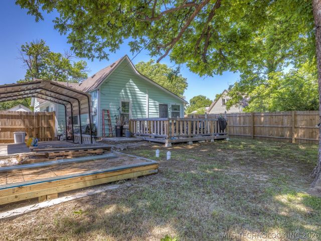 514 S Seneca Avenue, Bartlesville, OK 74003