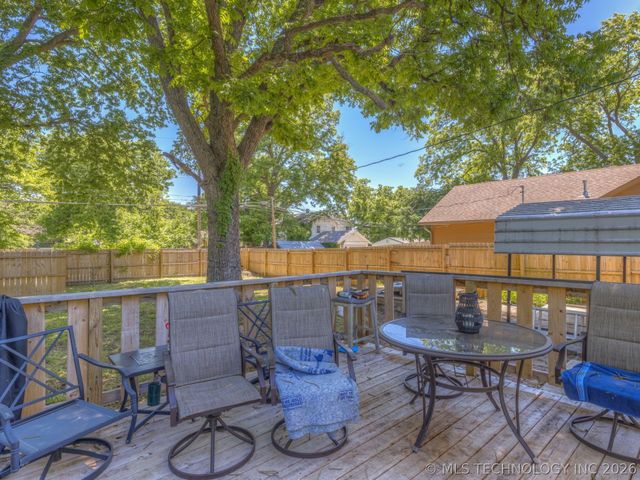 514 S Seneca Avenue, Bartlesville, OK 74003