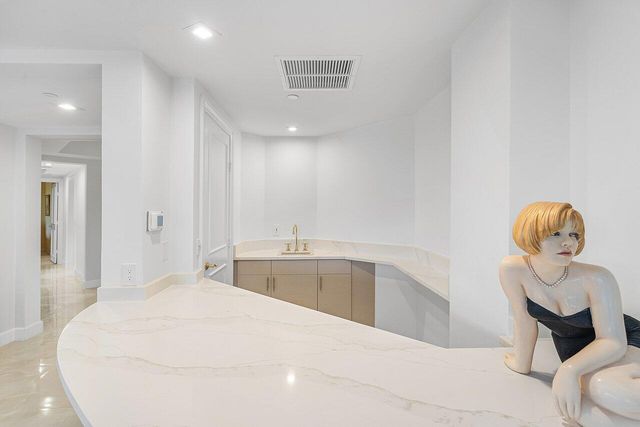 20320 Fairway Oaks Drive 331, Boca Raton, FL 33434