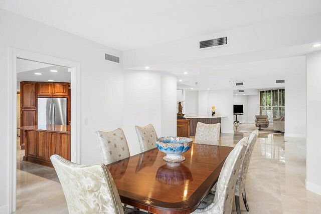 20320 Fairway Oaks Drive 331, Boca Raton, FL 33434