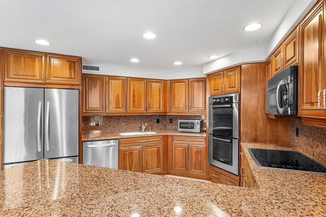 20320 Fairway Oaks Drive 331, Boca Raton, FL 33434