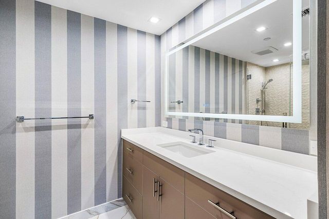 20320 Fairway Oaks Drive 331, Boca Raton, FL 33434