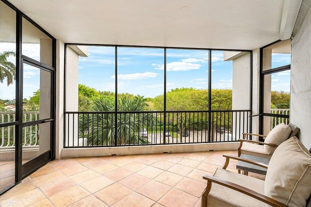 20320 Fairway Oaks Drive 331, Boca Raton, FL 33434