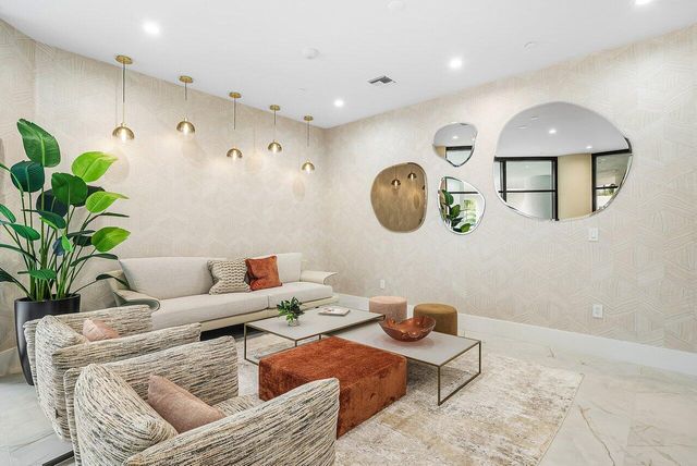 20320 Fairway Oaks Drive 331, Boca Raton, FL 33434