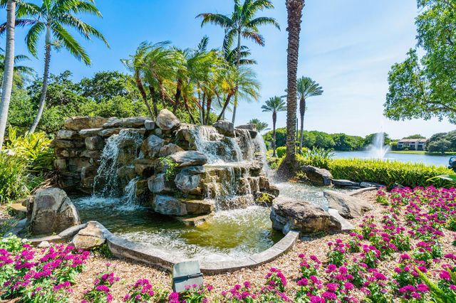 20320 Fairway Oaks Drive 331, Boca Raton, FL 33434