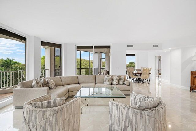 20320 Fairway Oaks Drive 331, Boca Raton, FL 33434