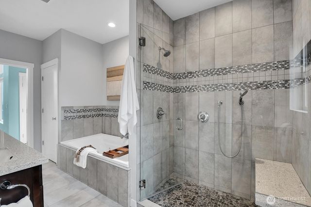 6738 36th Avenue SW, Seattle, WA 98126