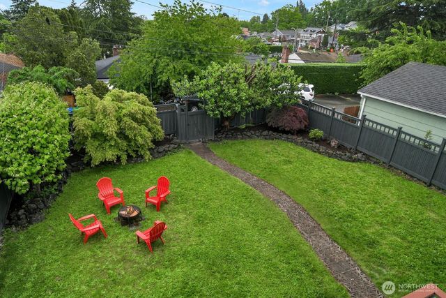 6738 36th Avenue SW, Seattle, WA 98126