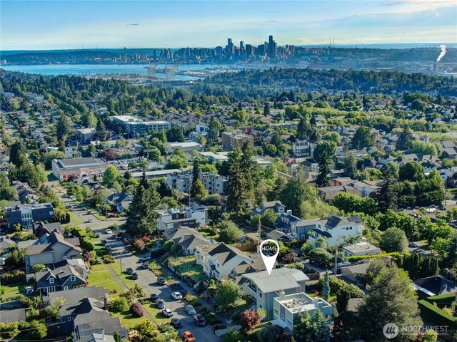 6738 36th Avenue SW, Seattle, WA 98126