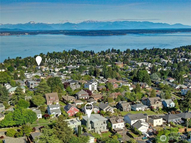6738 36th Avenue SW, Seattle, WA 98126