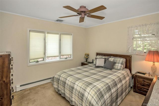 45 Ridge Road, Farmingdale, NY 11735