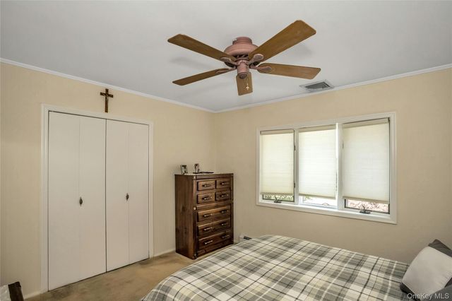 45 Ridge Road, Farmingdale, NY 11735