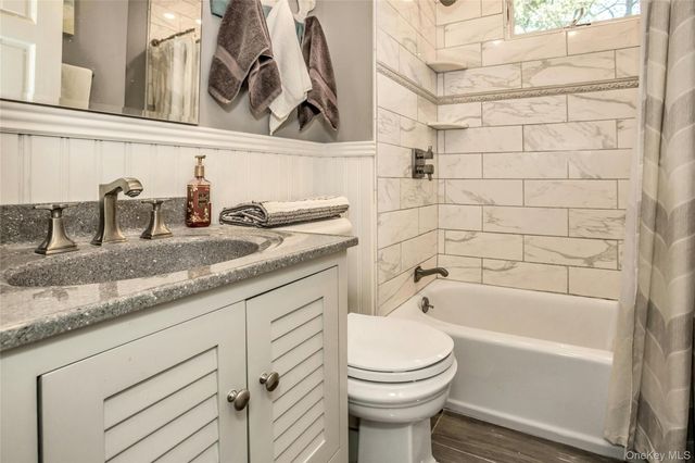 45 Ridge Road, Farmingdale, NY 11735