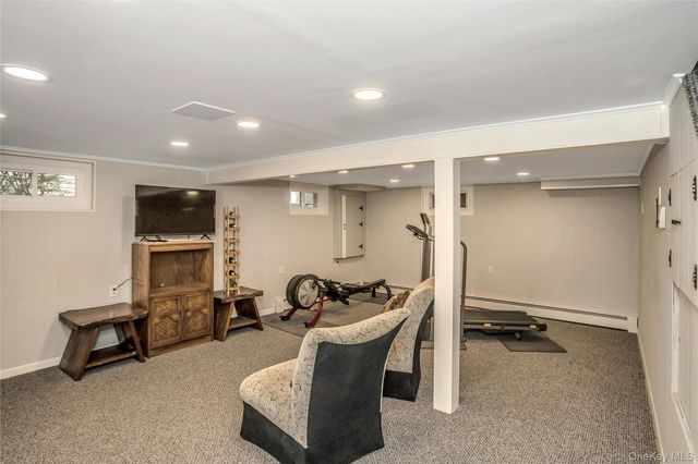 45 Ridge Road, Farmingdale, NY 11735