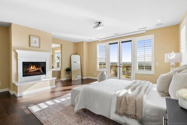 7663 CIRCULO SEQUIOA, Carlsbad, CA 92009