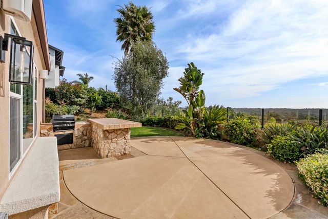 7663 CIRCULO SEQUIOA, Carlsbad, CA 92009