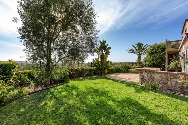 7663 CIRCULO SEQUIOA, Carlsbad, CA 92009