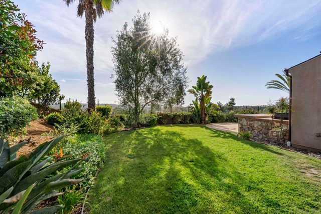 7663 CIRCULO SEQUIOA, Carlsbad, CA 92009