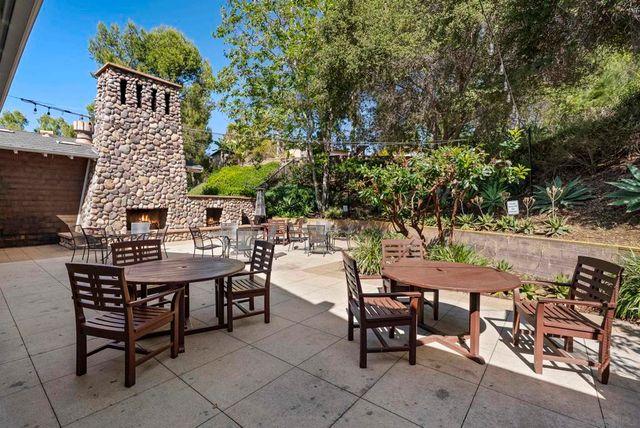 7663 CIRCULO SEQUIOA, Carlsbad, CA 92009