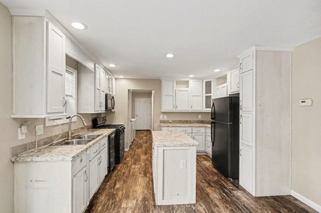 6780 Blue Lake Road, Dalton Twp, MI 49457