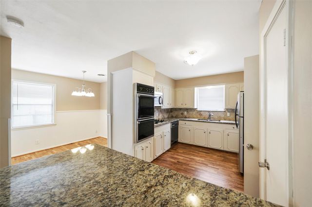 4406 Rosebay Drive, Houston, TX 77018