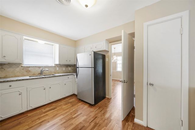 4406 Rosebay Drive, Houston, TX 77018