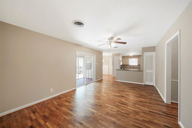 4406 Rosebay Drive, Houston, TX 77018