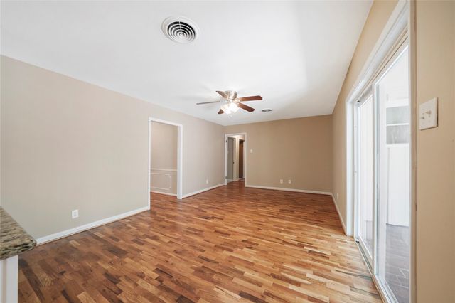 4406 Rosebay Drive, Houston, TX 77018