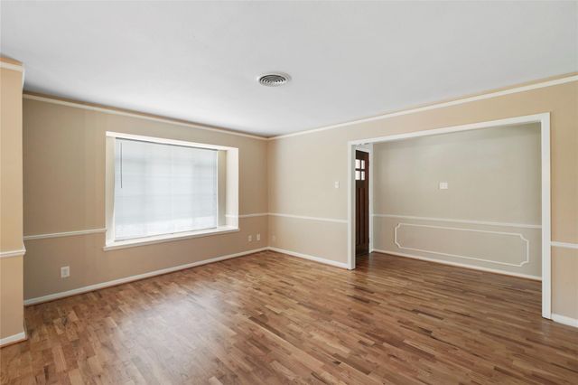 4406 Rosebay Drive, Houston, TX 77018