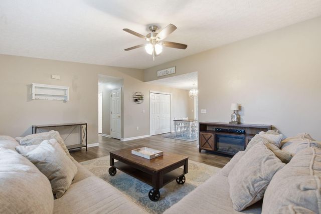 653 Oldham Avenue, Richmond, KY 40475