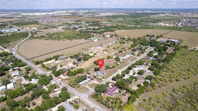 110 Belinda LN, Kyle, TX 78640