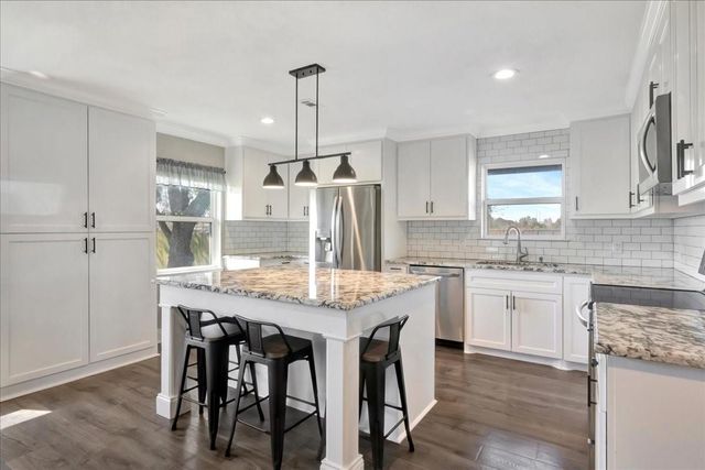 12335 2nd Street, Santa Fe, TX 77539