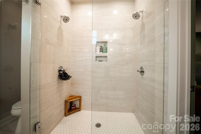 1010 Everett Place, Charlotte, NC 28205