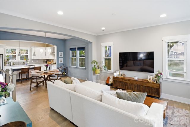 1010 Everett Place, Charlotte, NC 28205