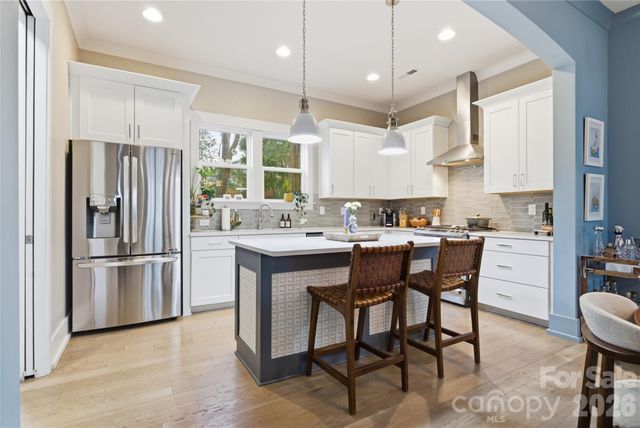 1010 Everett Place, Charlotte, NC 28205