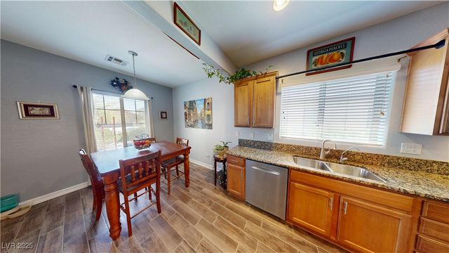 6094 Majestic Wind Avenue, Las Vegas, NV 89122