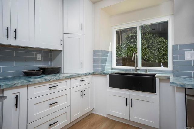 10717 matinal circle, San Diego, CA 92127