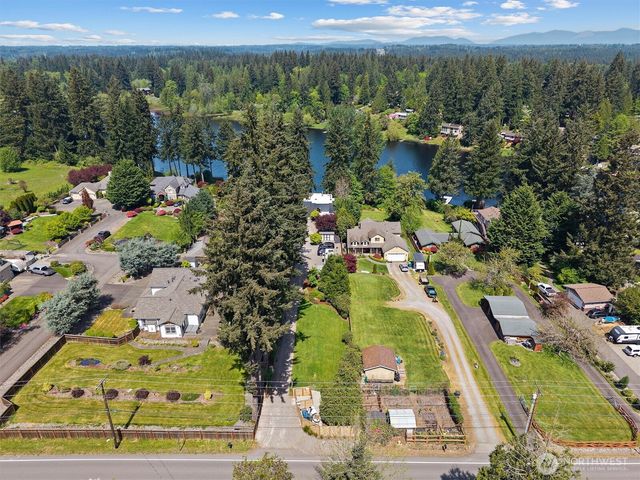 16114 SE Lake Holm Road, Auburn, WA 98092