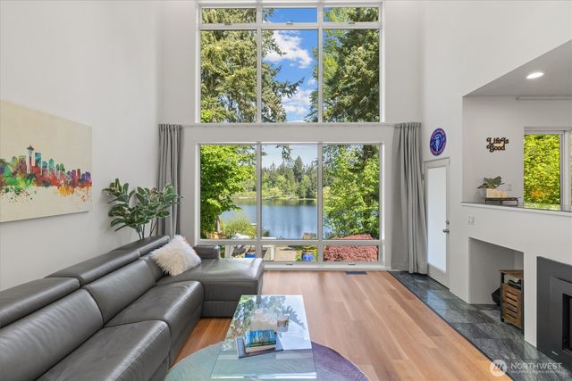 16114 SE Lake Holm Road, Auburn, WA 98092