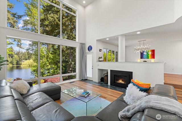 16114 SE Lake Holm Road, Auburn, WA 98092